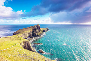 neist point lighthouse on Skye